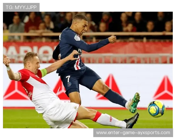 法甲摩纳哥短传渗透，前场机会连连